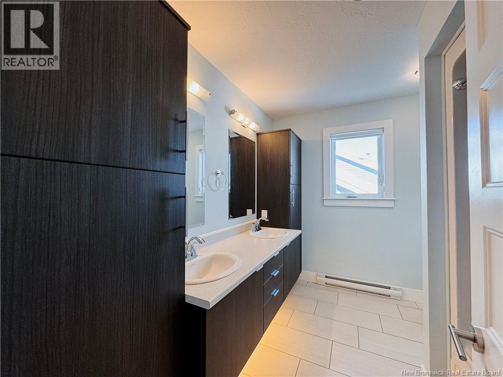 215 Lady Russell, Moncton, New Brunswick E1E 0L5 - Photo 37 - NB134181