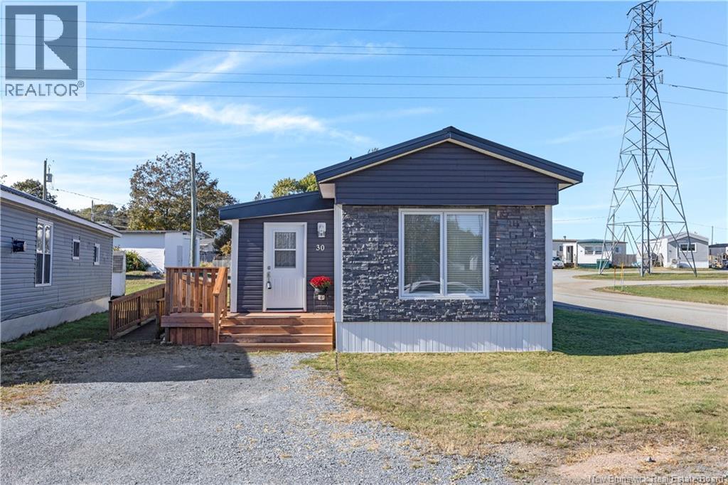 30 Violet Street, Saint John, New Brunswick  E2M 5N2 - Photo 2 - NB133429