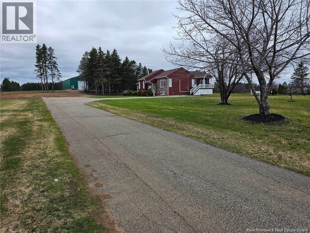 420 Principale, Petit-Rocher, New Brunswick  E9J 1N8 - Photo 3 - NB134387