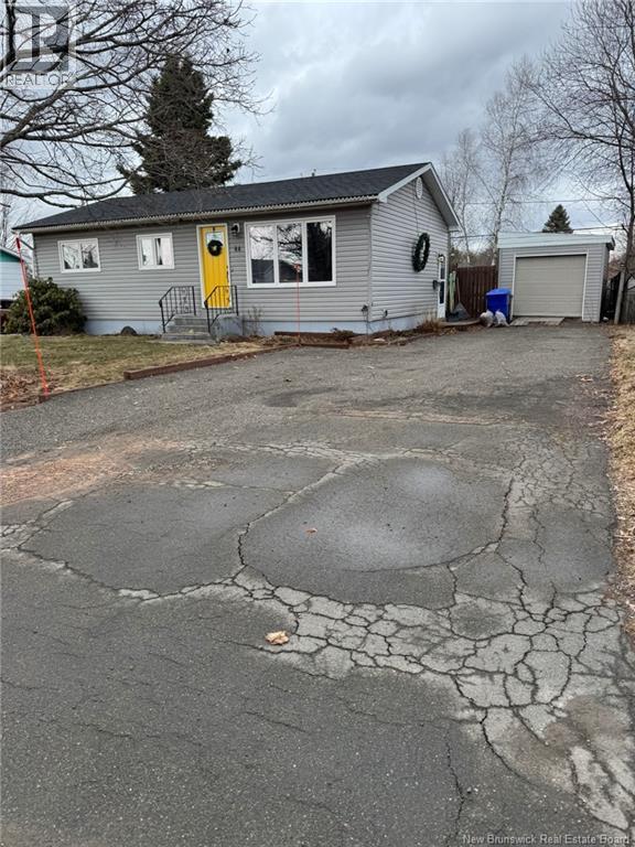 44 Lansdowne Court, Riverview, New Brunswick E1B 3E3 - Photo 3 - NB134372