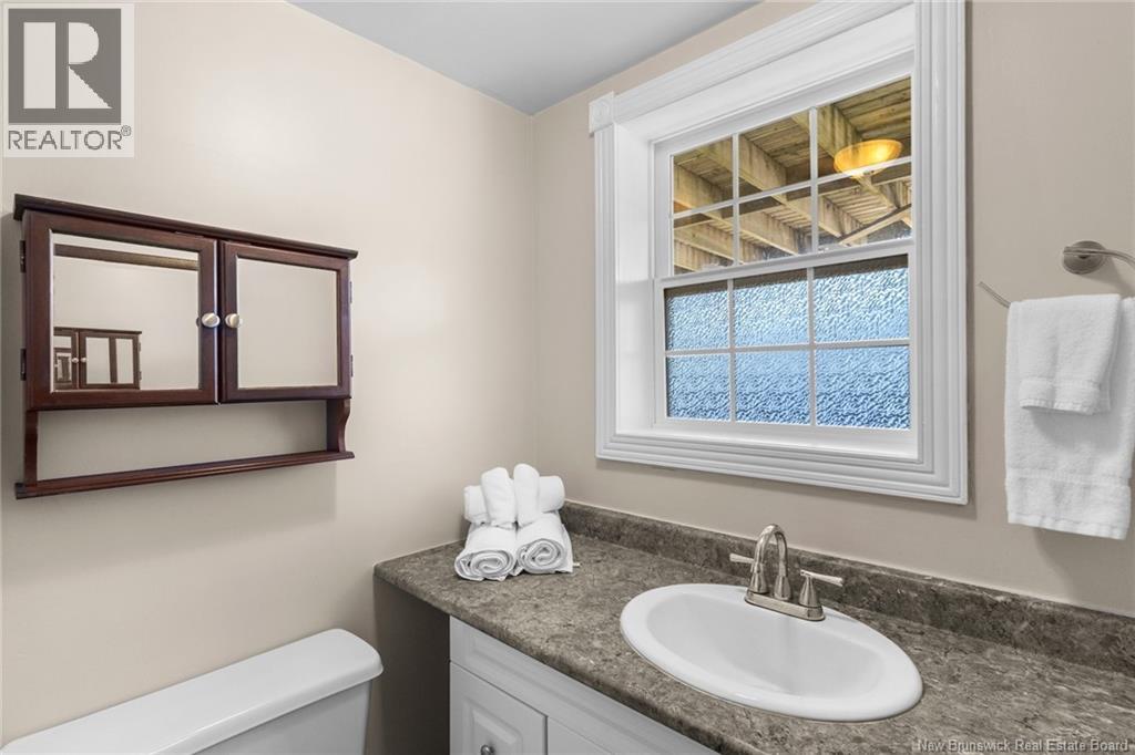 18 Hillview Street, Upper Kingsclear, New Brunswick E3B 1V1 - Photo 32 - NB134330