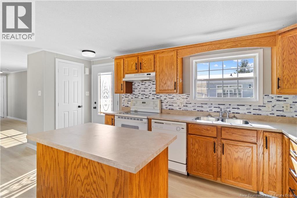 95 Northwood Street, Fredericton, New Brunswick E3B 6B4 - Photo 8 - NB134463