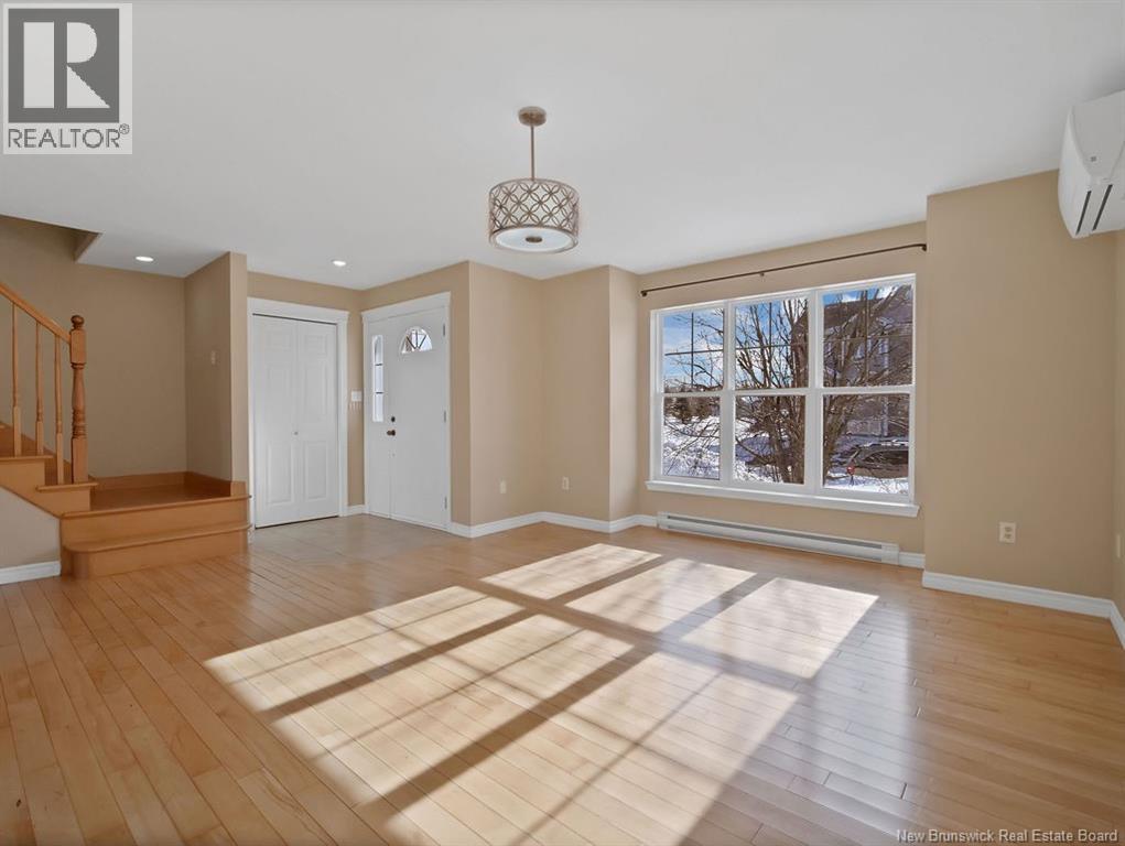 60 Christopher, Moncton, New Brunswick E1G 0A5 - Photo 2 - NB134517