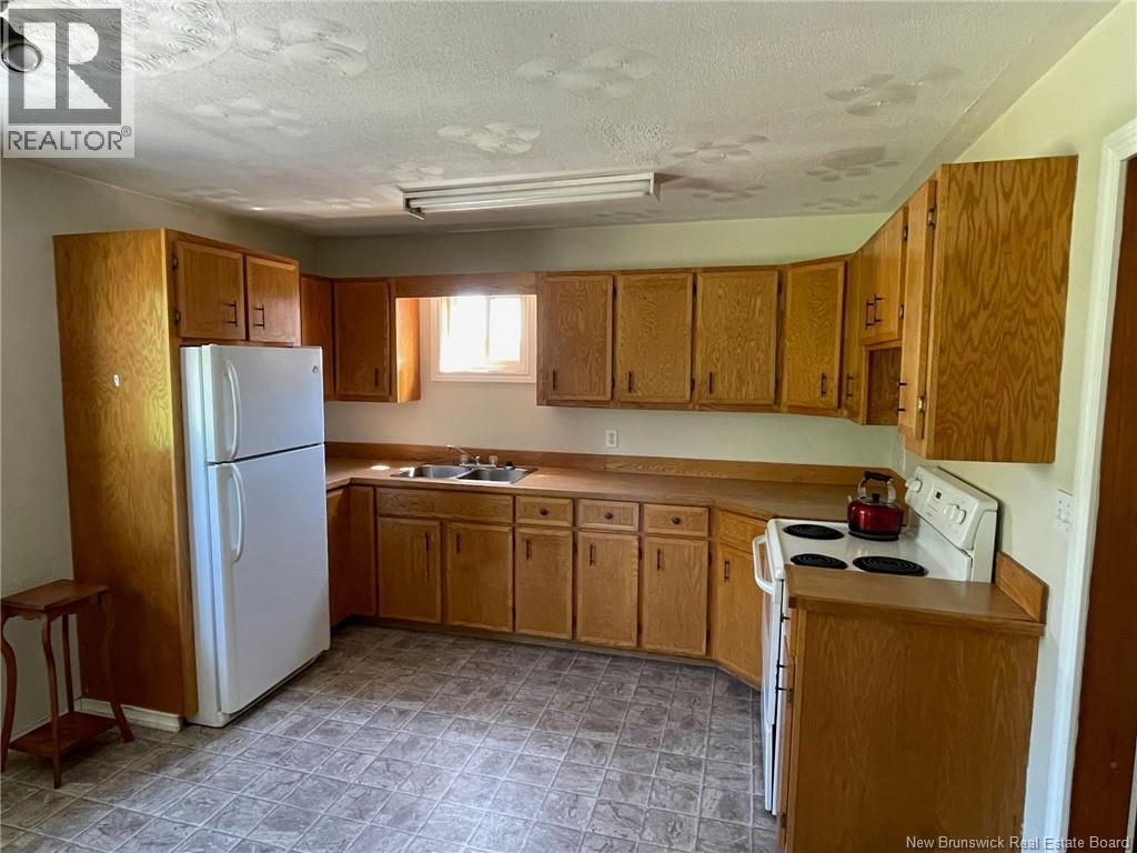 35 Daye Street, Plaster Rock, New Brunswick  E7G 1L2 - Photo 5 - NB134419