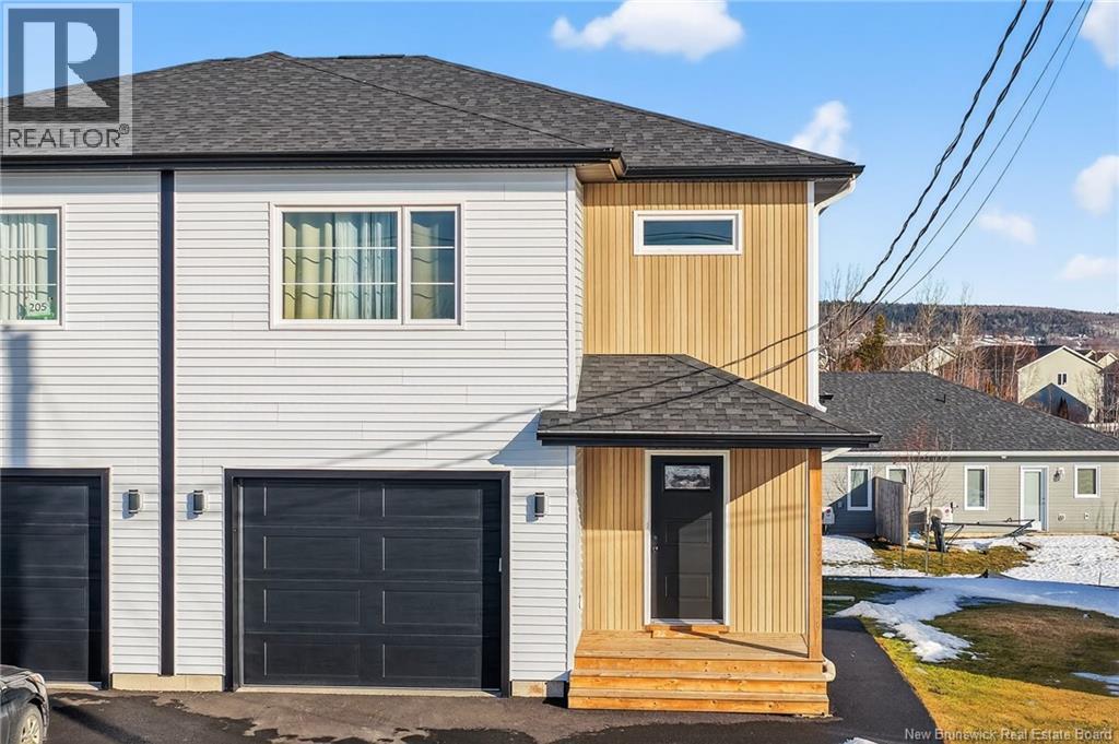 203 Teaberry Avenue, Moncton, New Brunswick E1G 0E8 - Photo 1 - NB134613