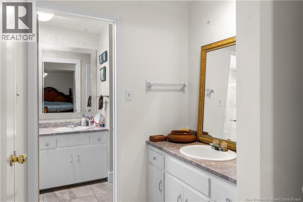 940 Frampton Lane, Moncton, New Brunswick  E1G 1P3 - Photo 17 - NB135187