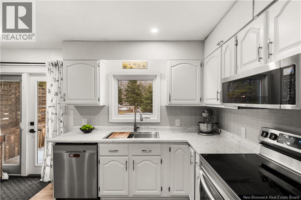 857 Mapleton Road, Moncton, New Brunswick  E1G 2K6 - Photo 11 - NB135111