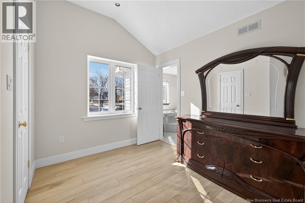 196 Rue Blanchard, Caraquet, New Brunswick  E1W 1A5 - Photo 29 - NB134343