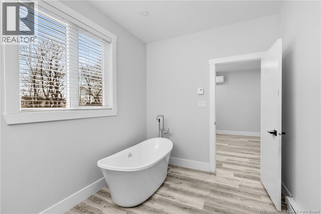 20 Stapleton Street, Fredericton, New Brunswick  E3C 0J4 - Photo 23 - NB135508