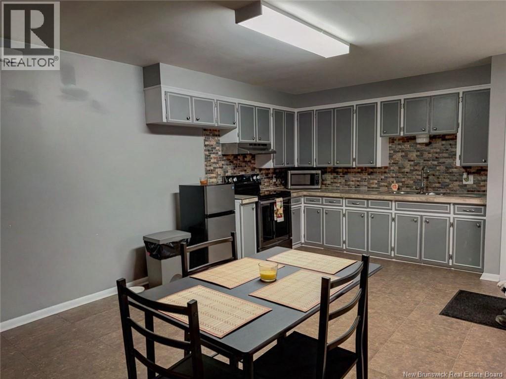 59 Queen Street, Edmundston, New Brunswick  E3V 1A4 - Photo 36 - NB135710