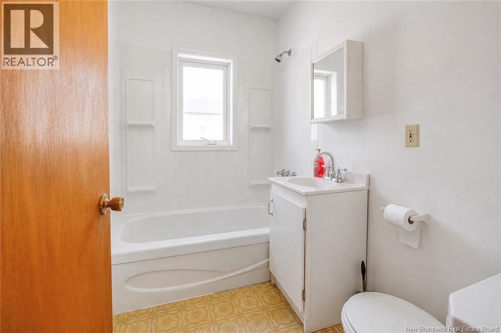 69 Bellevue, Saint-Louis-De-Kent, New Brunswick  E4X 1C2 - Photo 10 - NB135854