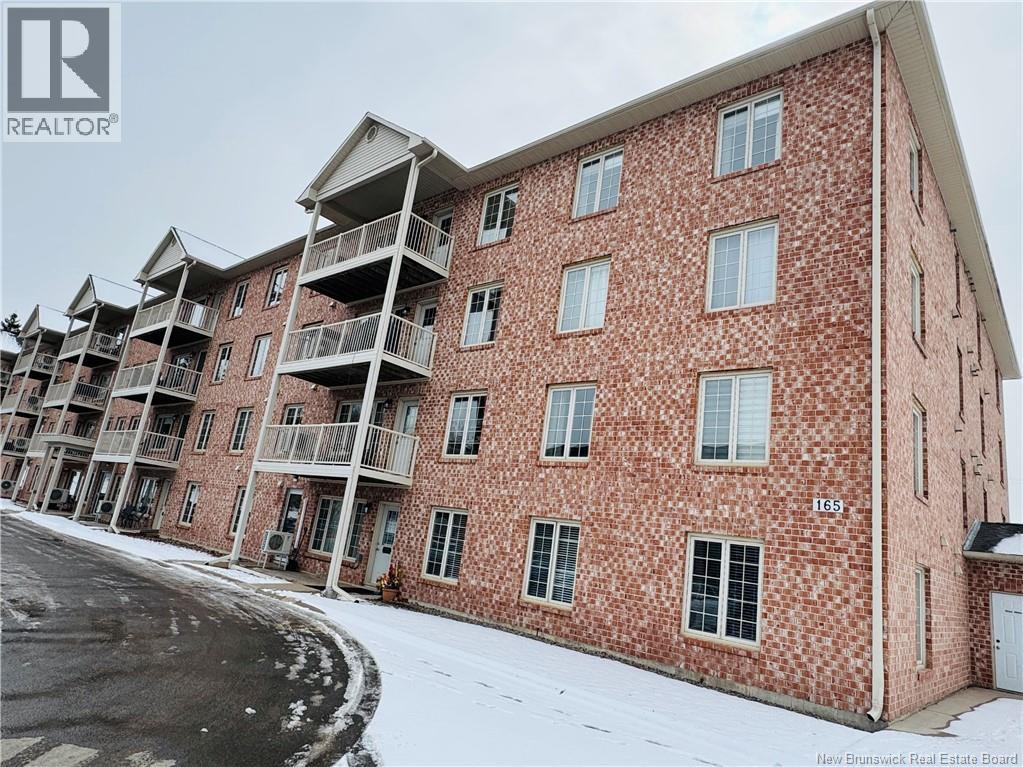 165 Valcour Drive Unit# 105, Fredericton, New Brunswick E3C 0H5 - Photo 1 - NB135909