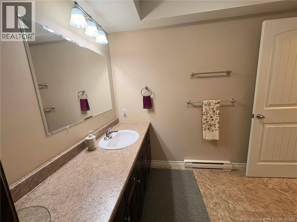 165 Valcour Drive Unit# 105, Fredericton, New Brunswick E3C 0H5 - Photo 21 - NB135909