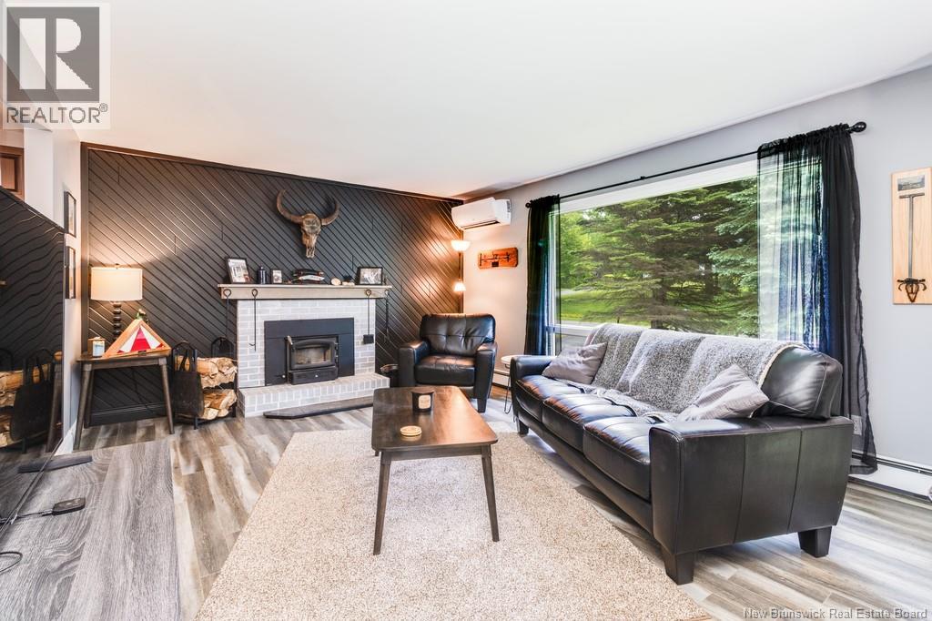 28 Christopher Drive, Burton, New Brunswick  E2V 3H7 - Photo 3 - NB136203