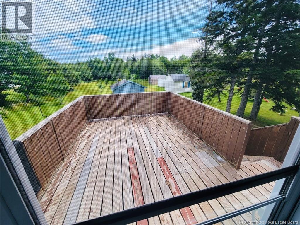 326 1ere Rue, Shippagan, New Brunswick  E8S 1T3 - Photo 3 - NB136212
