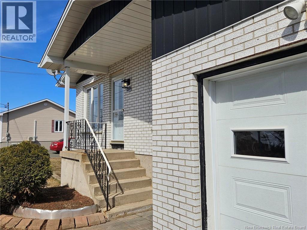 4330 Rue Beauregard, Tracadie, New Brunswick E1X 1C4 - Photo 4 - NB136393