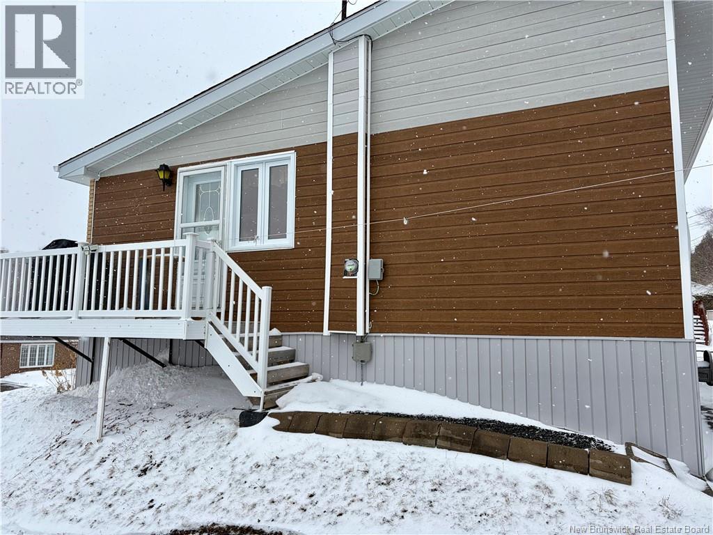 337 Dillon Avenue, Dalhousie, New Brunswick  E8C 1N4 - Photo 38 - NB136375