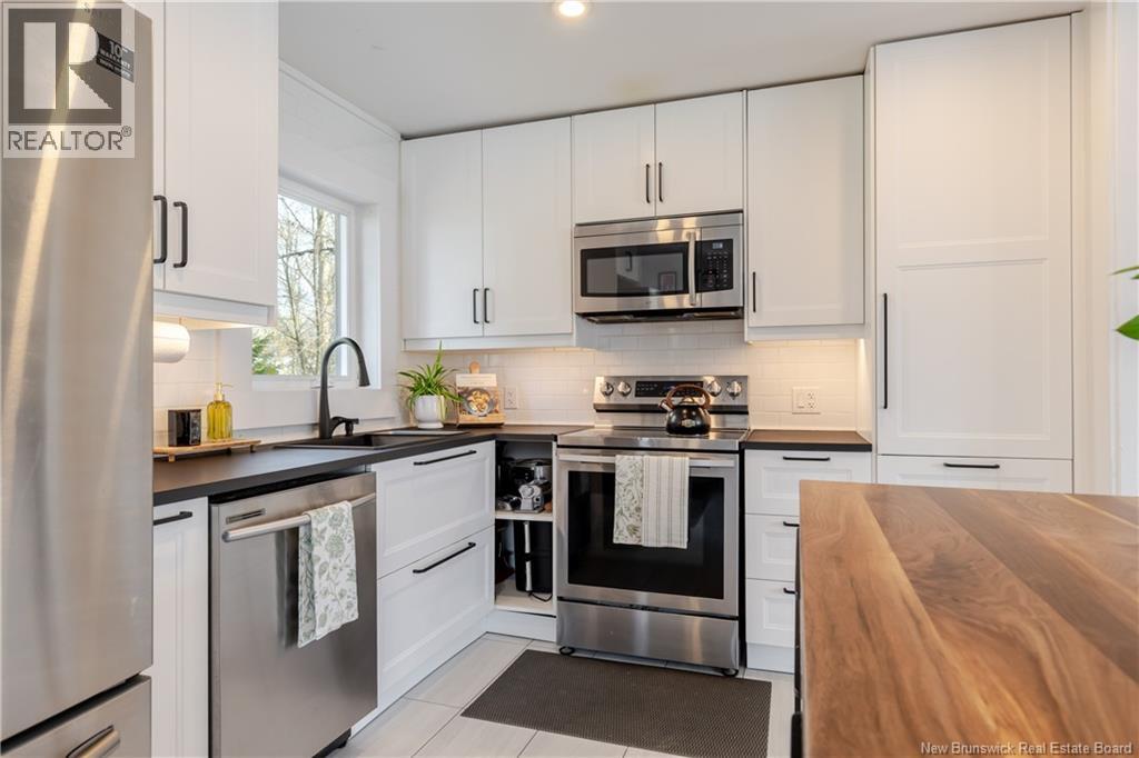 107 Teak Drive, Fredericton, New Brunswick  E3A 2J2 - Photo 4 - NB136431