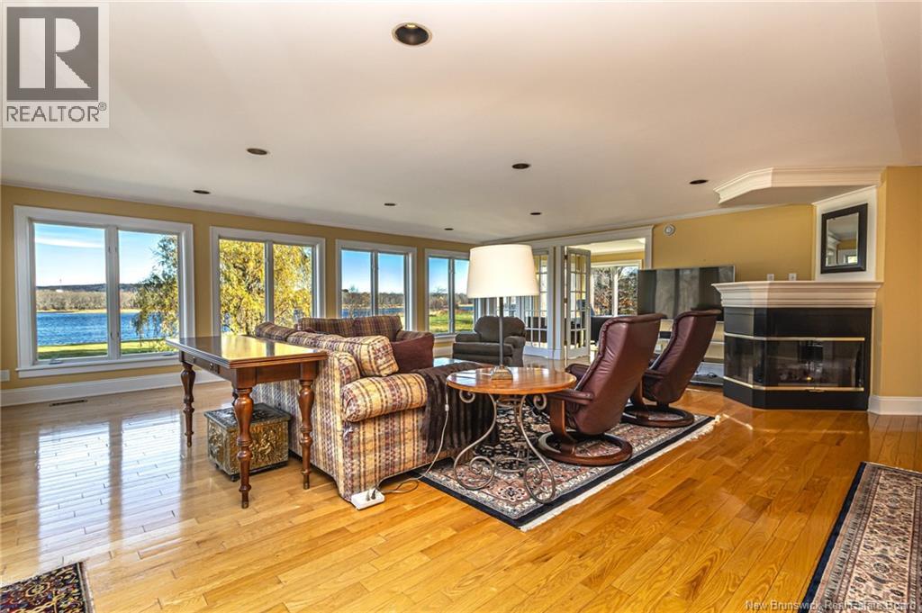 1337 Woodstock Road, Fredericton, New Brunswick  E3B 7R9 - Photo 16 - NB136627
