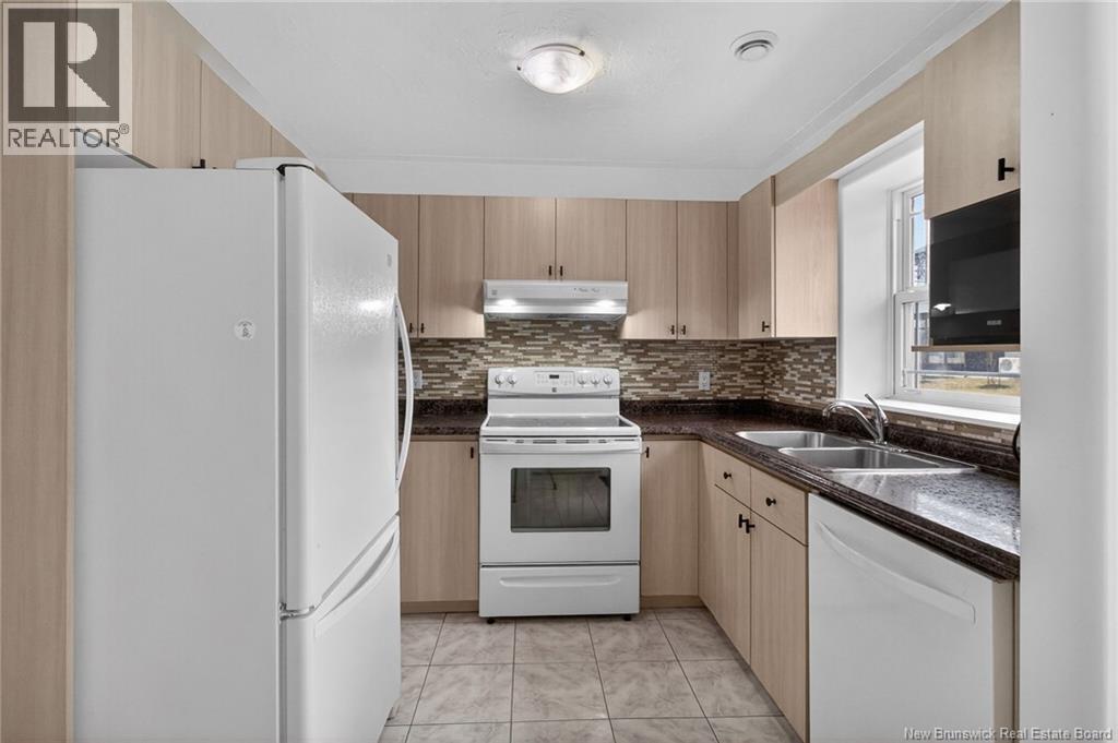380 Champlain Street Unit# 5, Dieppe, New Brunswick  E1A 1P3 - Photo 4 - NB136770