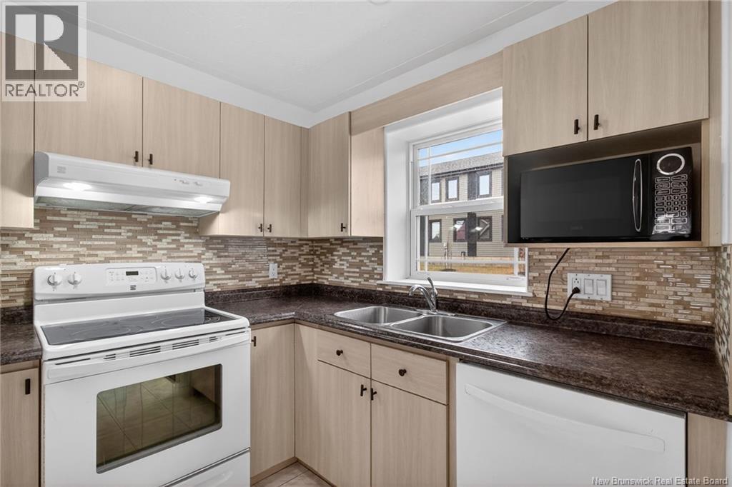 380 Champlain Street Unit# 5, Dieppe, New Brunswick  E1A 1P3 - Photo 5 - NB136770