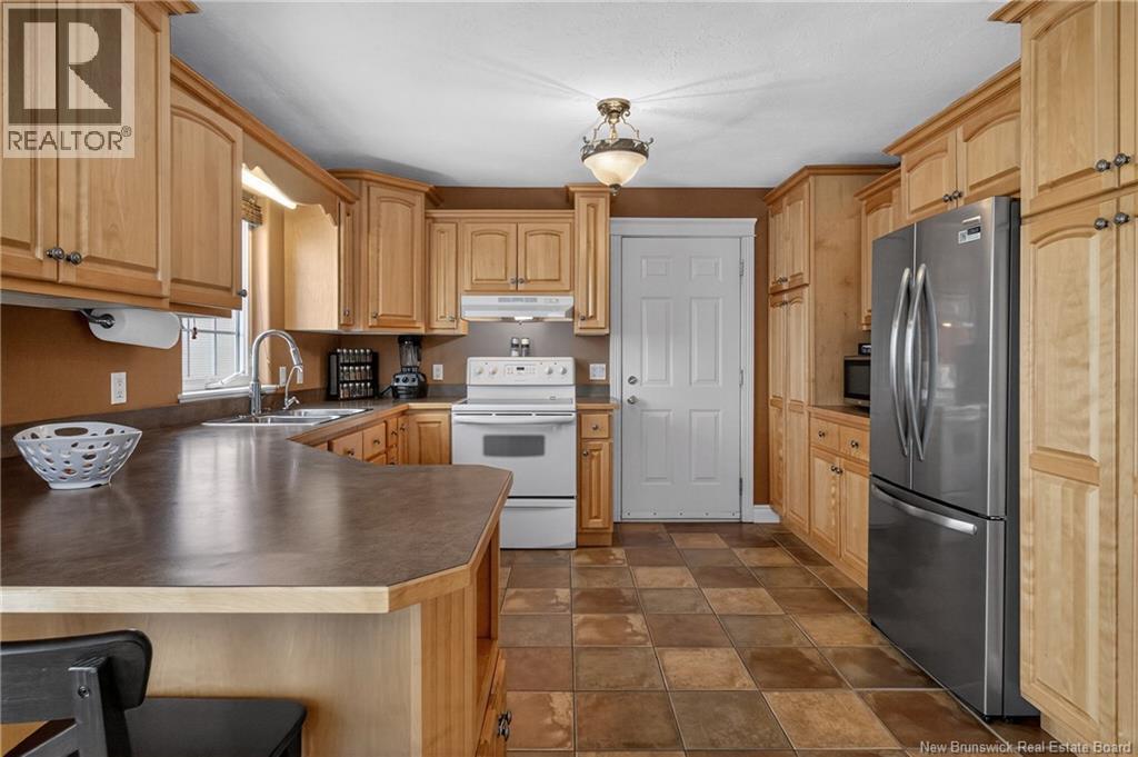 16 Marc-Andre Court, Dieppe, New Brunswick  E1A 8A9 - Photo 11 - NB136660