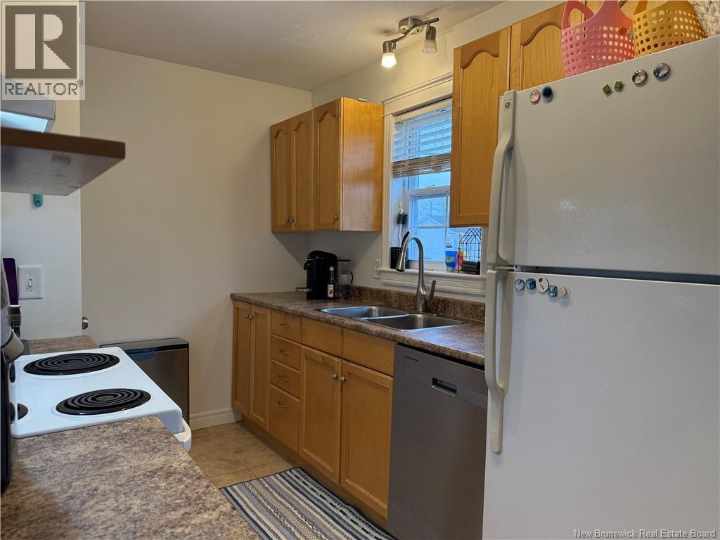 333 Twin Oaks, Moncton, New Brunswick E1G 4W7 - Photo 7 - NB136696