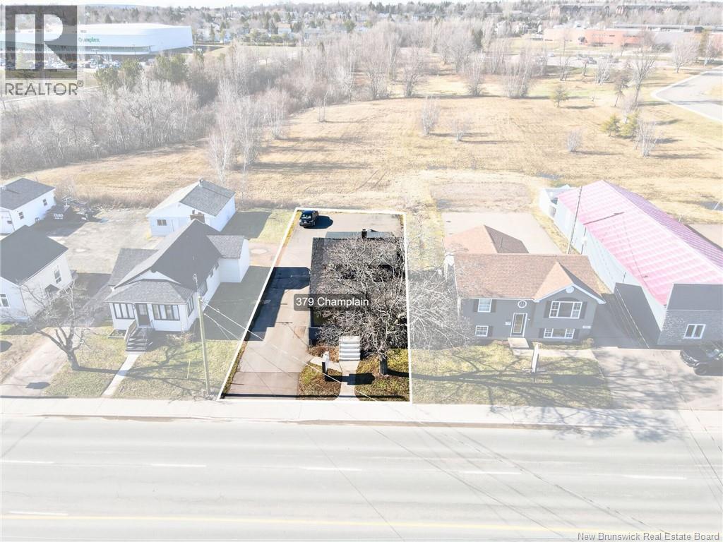 379 Champlain Street, Dieppe, New Brunswick E1A 1P3 - Photo 2 - NB137556