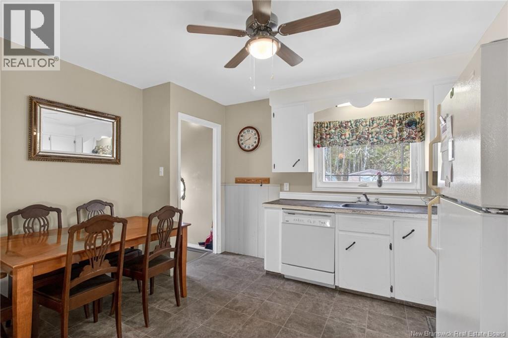 35 Lawson Avenue, Riverview, New Brunswick  E1B 3R1 - Photo 6 - NB137461