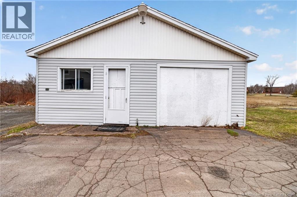 375 Champlain Street, Dieppe, New Brunswick  E1A 1P3 - Photo 12 - NB137634