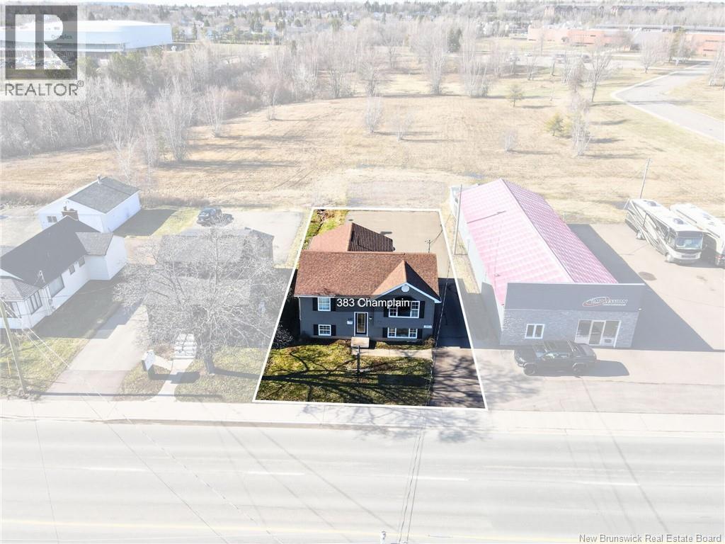 383 Champlain Street, Dieppe, New Brunswick  E1A 1P3 - Photo 2 - NB137633