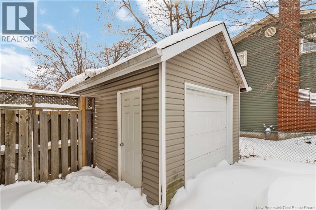 114 Pleasant Street, Moncton, New Brunswick  E1A 2V2 - Photo 47 - NB137364