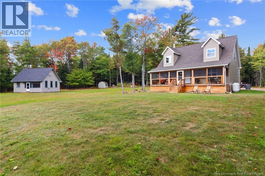 1276 Cox Point Road, Cumberland Bay, New Brunswick E4A 2Z3 - Photo 1 - NB137657