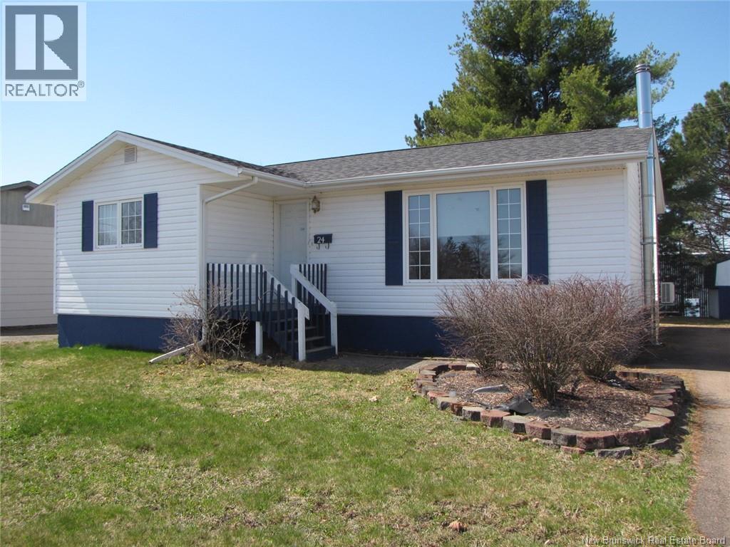 24 Chelsea Road, Moncton, New Brunswick  E1G 1H8 - Photo 2 - NB138024