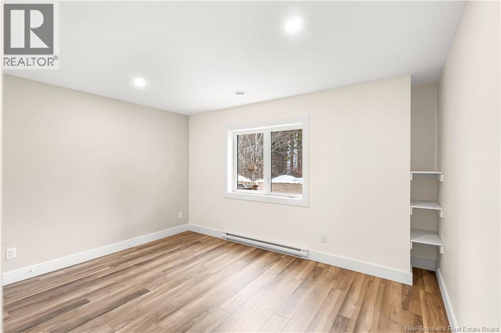 1300 Golden Park Crescent Unit# 5, Bathurst, New Brunswick E2A 1V1 - Photo 26 - NB138016