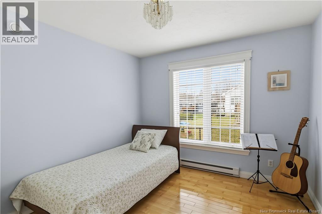 305 Douglas Avenue, Fredericton, New Brunswick  E3A 5T1 - Photo 32 - NB137918
