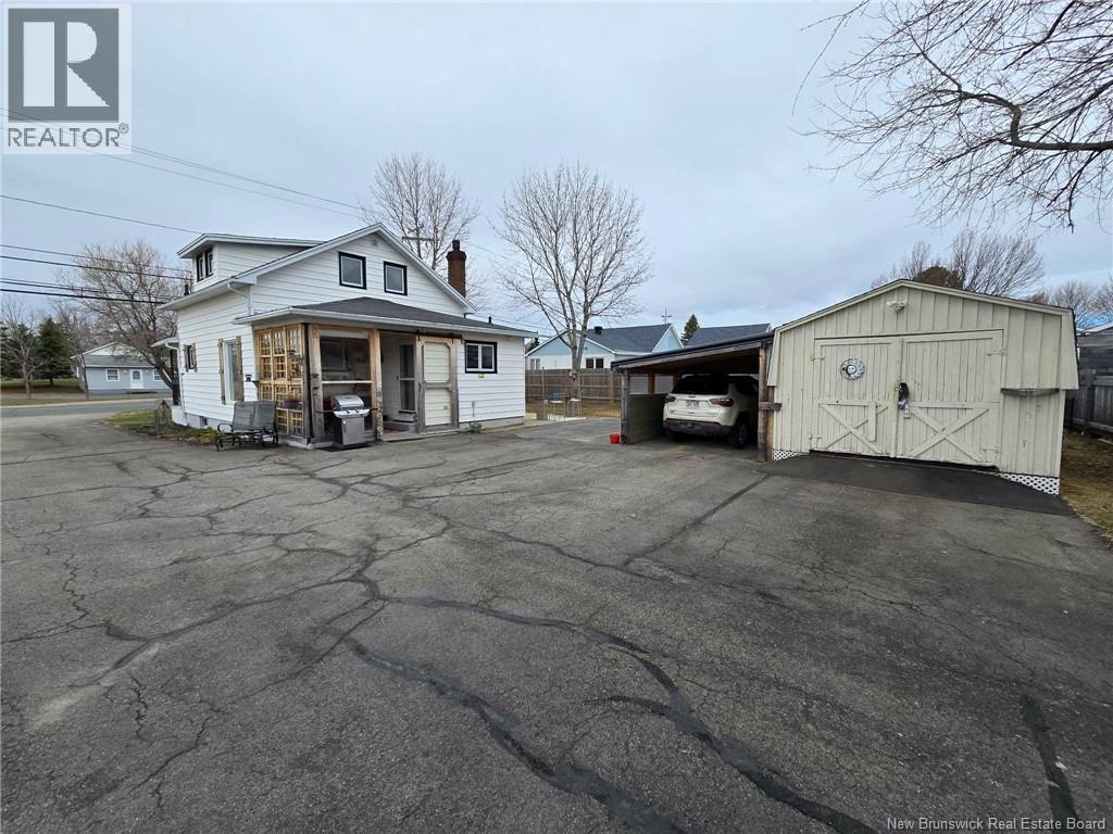 1520 Sunset, Bathurst, New Brunswick  E2A 3P3 - Photo 7 - NB138279