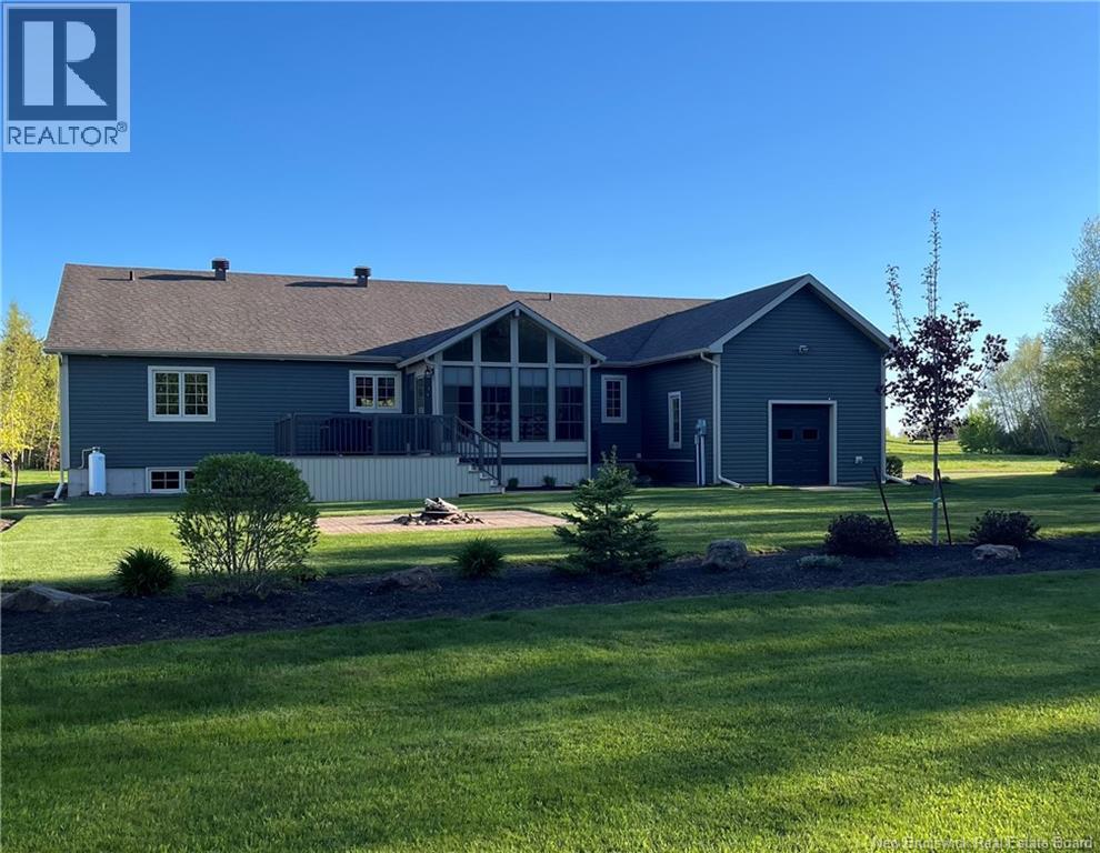 115 Royal Oaks Boulevard, Moncton, New Brunswick E1H 2P7 - Photo 2 - NB137975