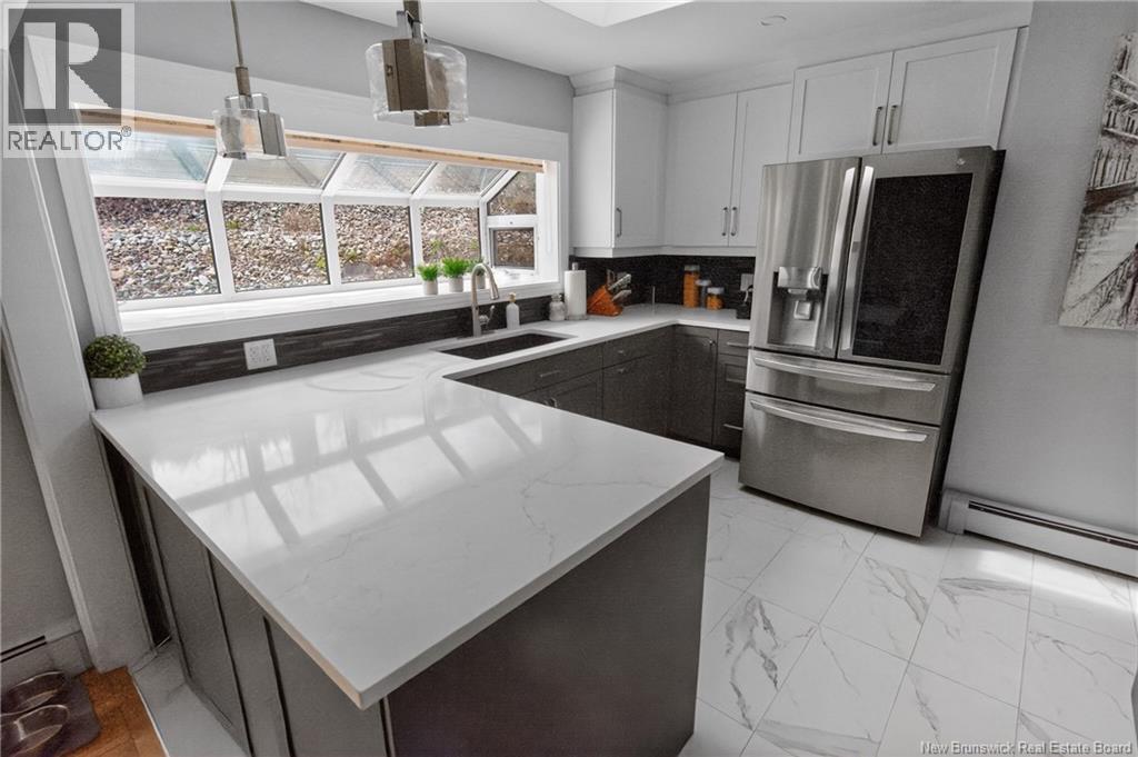 216 Westmount Boulevard, Moncton, New Brunswick  E1E 1V4 - Photo 12 - NB137886