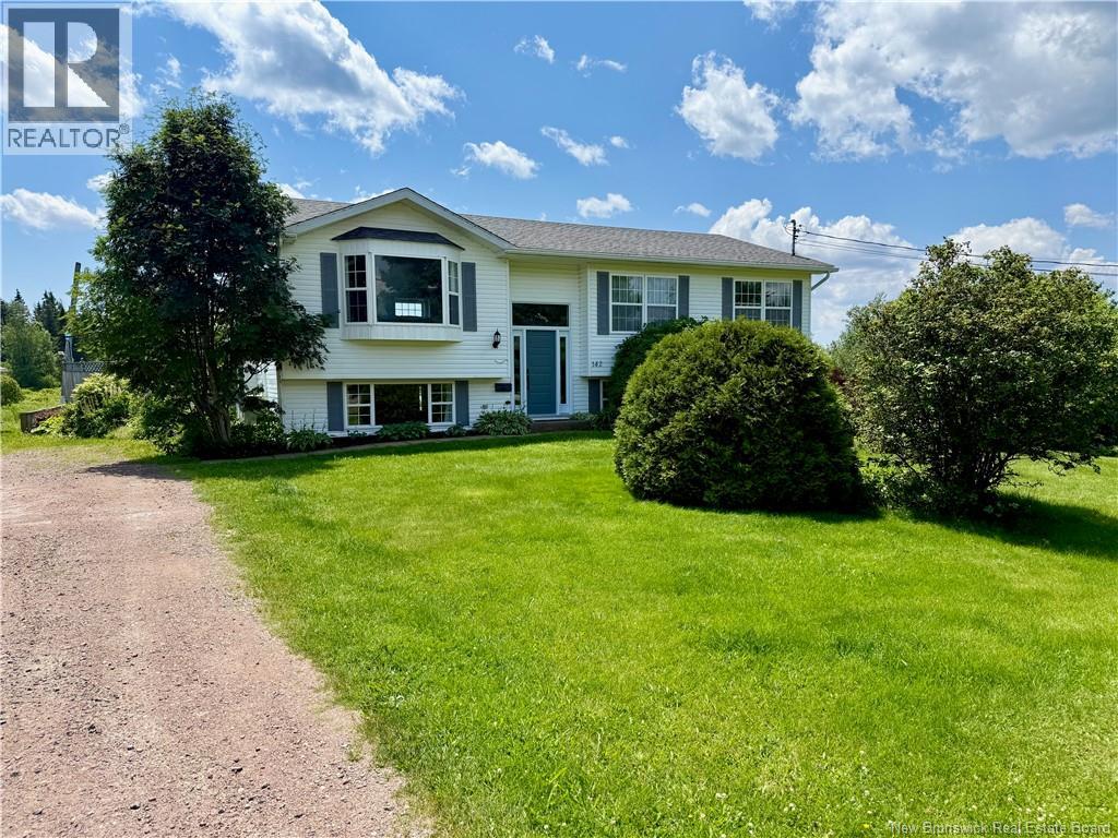 142 Fairfield Road, Sackville, New Brunswick  E4L 2X9 - Photo 3 - NB138361