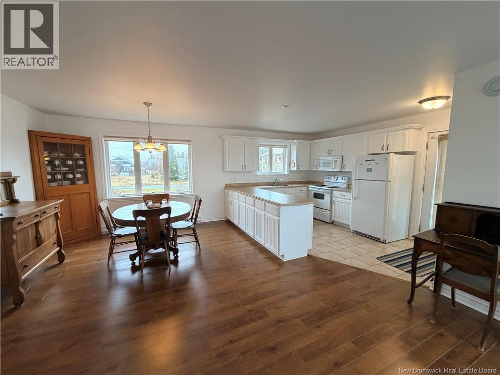 1870 Schryer Avenue, Bathurst, New Brunswick  E2A 4Y4 - Photo 14 - NB138507