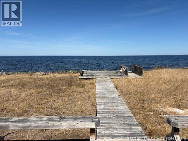 1870 Schryer Avenue, Bathurst, New Brunswick  E2A 4Y4 - Photo 3 - NB138507