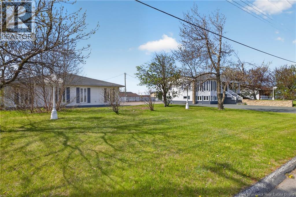 16 Rue Du Rivage, Lamèque, New Brunswick E8T 1L5 - Photo 3 - NB138598
