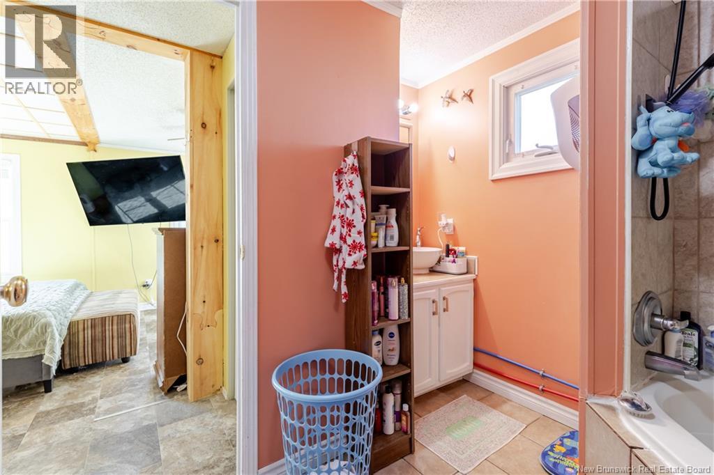 41 Bayberry Street, Fredericton, New Brunswick E3C 1L8 - Photo 23 - NB138357