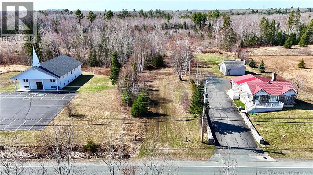 1888 Brown Court, Bathurst, New Brunswick  E2A 7K4 - Photo 7 - NB138593