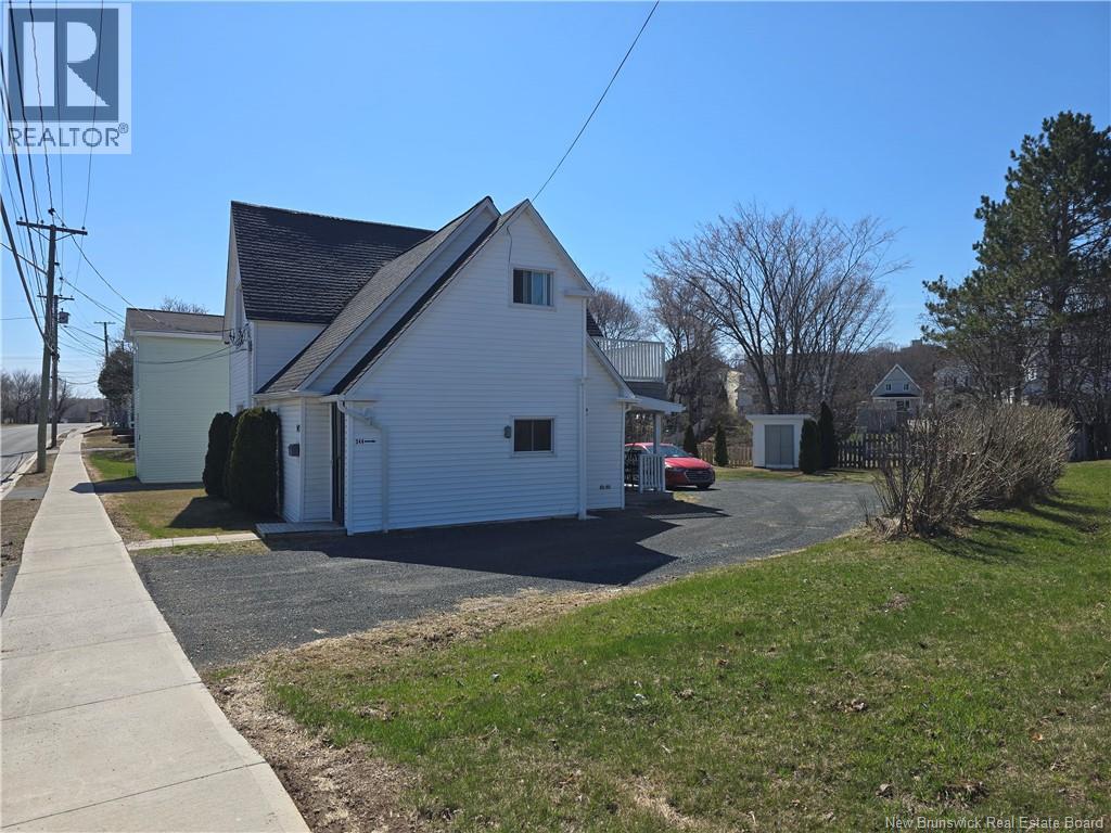 342-344 Main Street, Bathurst, New Brunswick  E2A 1B2 - Photo 2 - NB138941