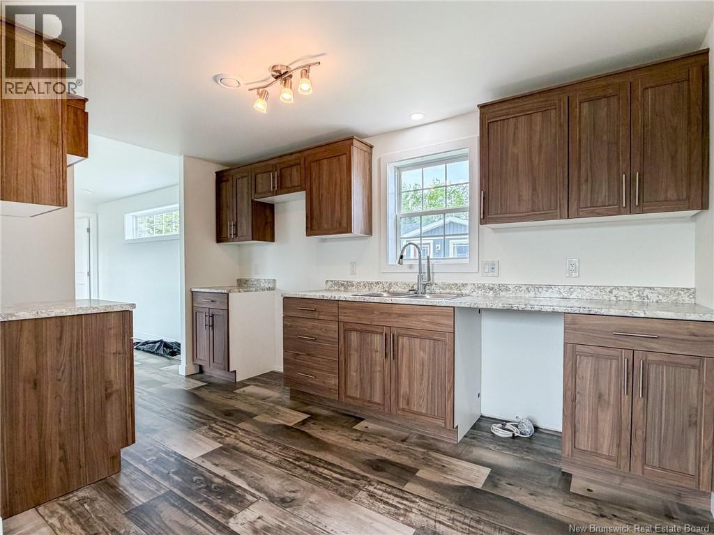 25 Luanne Drive, Waasis, New Brunswick  E3B 9E5 - Photo 4 - NB139237