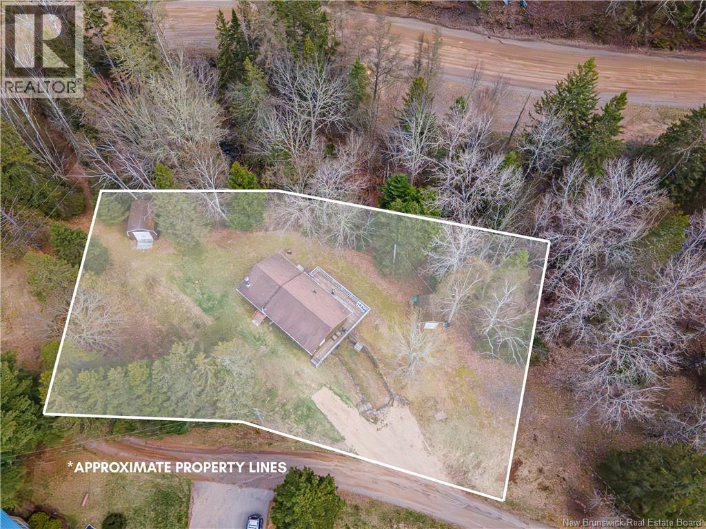 10 Lausanne Court, Waterford, New Brunswick  E4E 4X7 - Photo 2 - NB139243