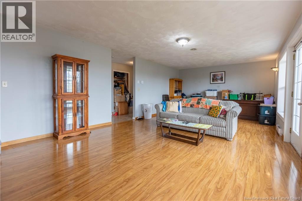 22 Walker Road, Sackville, New Brunswick  E4L 3K9 - Photo 9 - NB138162
