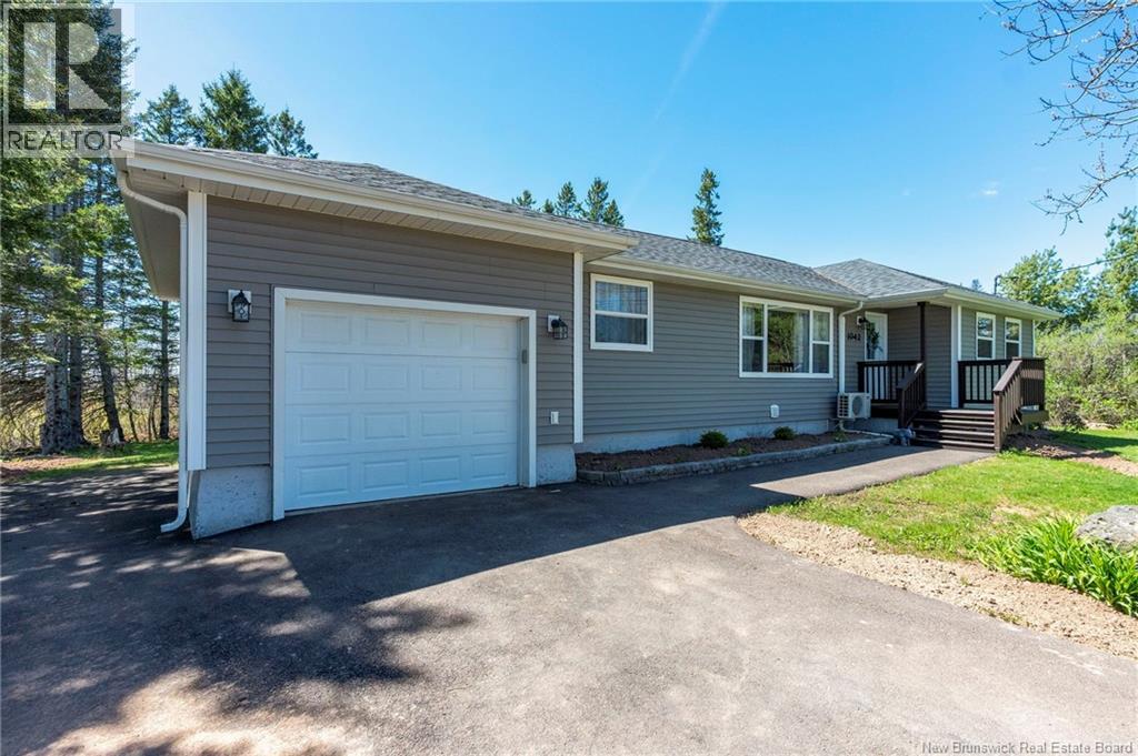 1042 Elmwood, Moncton, New Brunswick E1H 2G9 - Photo 2 - NB139231